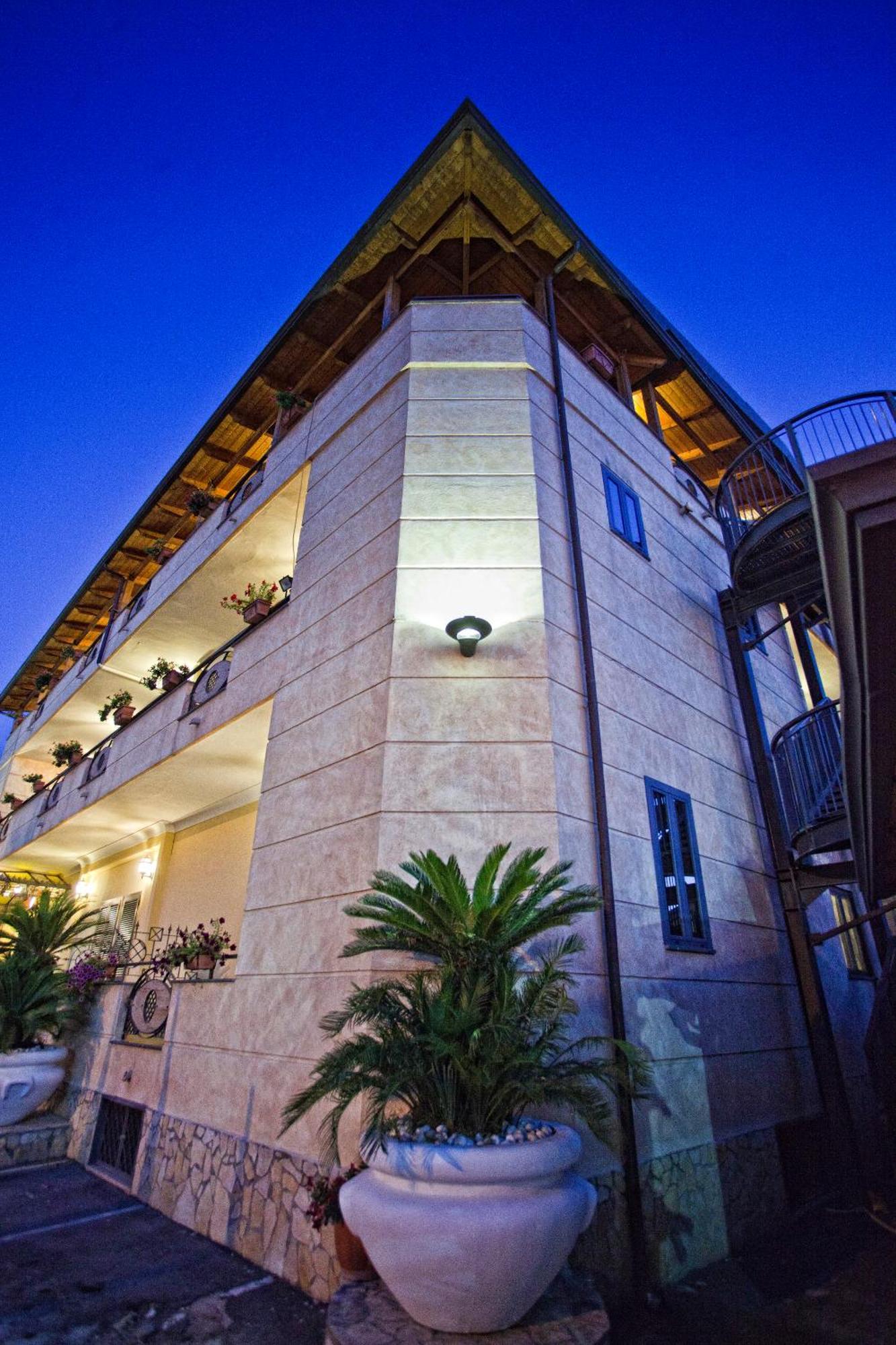 Hotel Smeraldo Qualiano Extérieur photo
