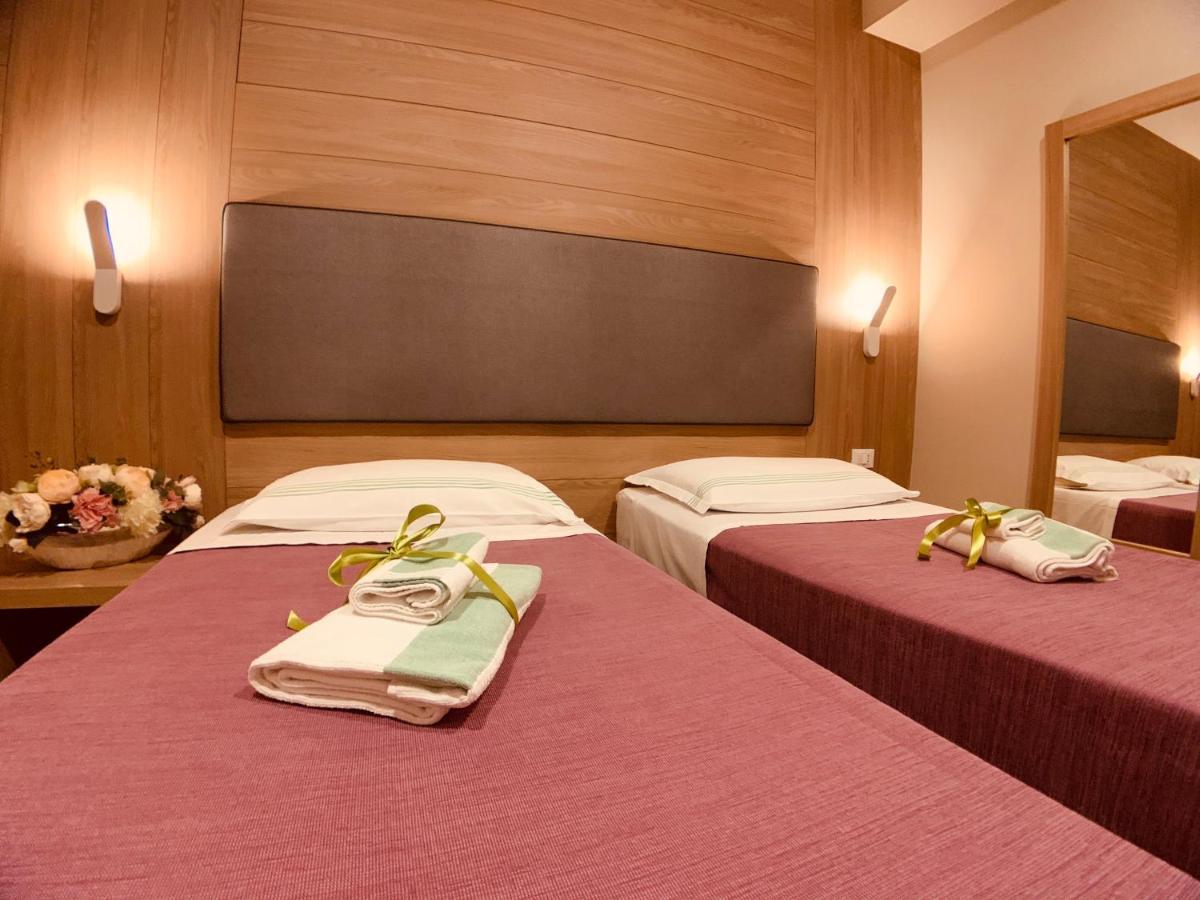 Hotel Smeraldo Qualiano Extérieur photo
